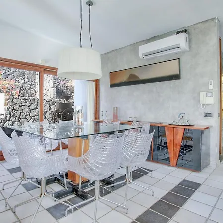 Abaego Playa Blanca (Lanzarote)